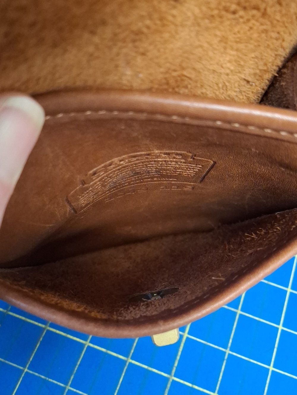 Vintage Coach Brown Leather Crossbody Bag Turn-Lock Brass Closure - Picture 14 of 16
